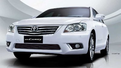 Toyota Camry terbaru