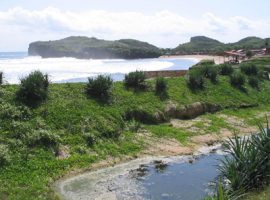 Pantai Krakal (Krakal Beach)