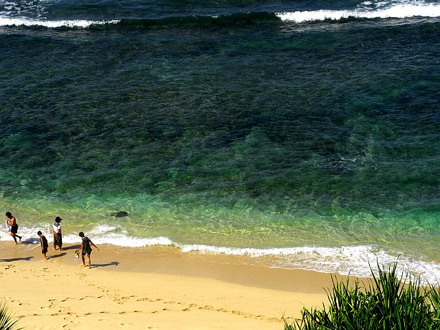 Pantai Nampu