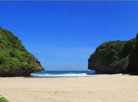 Pantai Greweng Gunung Kidul yang Tersembunyi