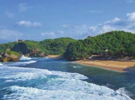 Pantai Pakondon Gunung Kidul