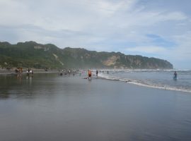 Pantai Parang Endog Gunung Kidul